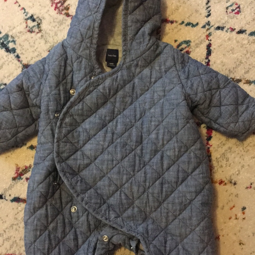 3-6mo Gently Used Baby Snowsuit